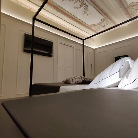 La Bella Centro 3* モデナ