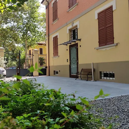 La Bella Centro * Modena