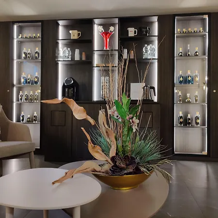 ゲストハウス La Bella Centro