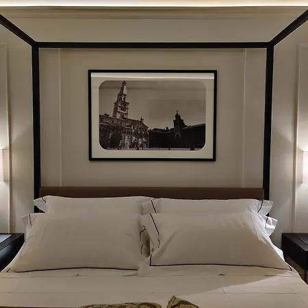 La Bella Centro 4* モデナ