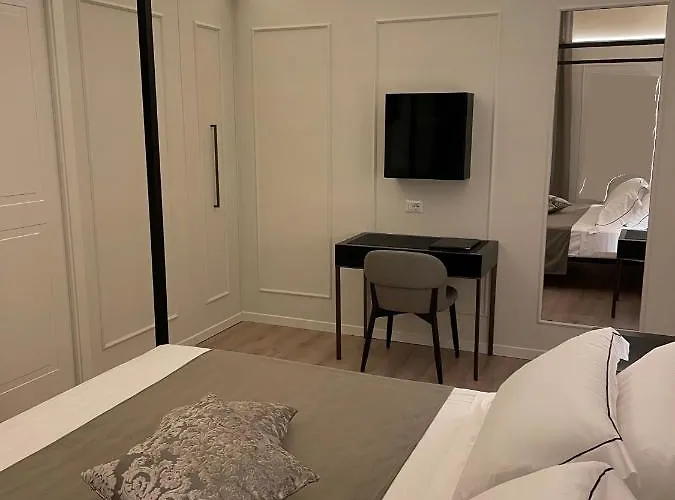 La Bella Centro 3* 摩德纳