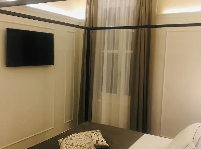 La Bella Centro 3* Modena