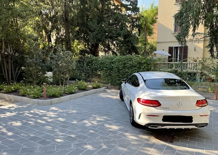 La Bella Centro Modena